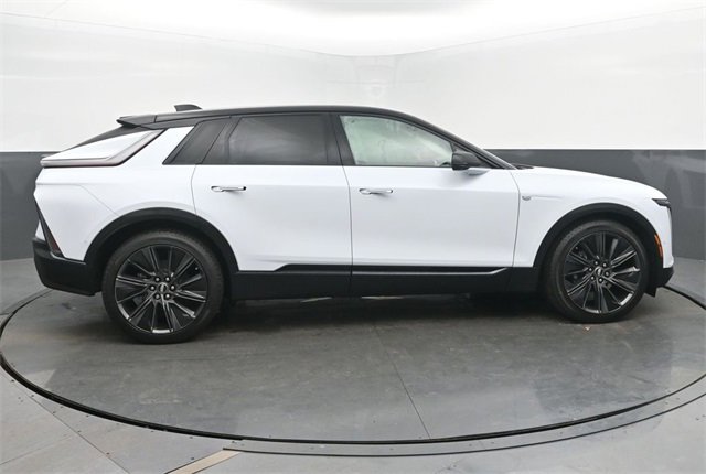 New 2026 Cadillac Lyriq Signature Sport image 6