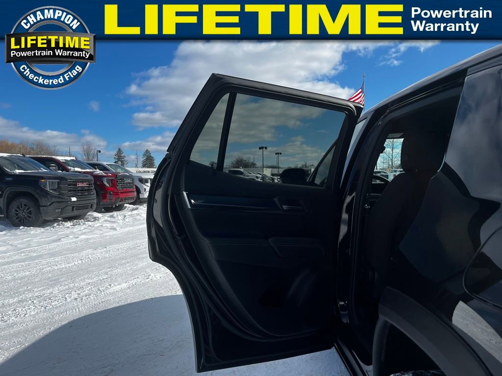 Used 2026 GMC Terrain Elevation image 28