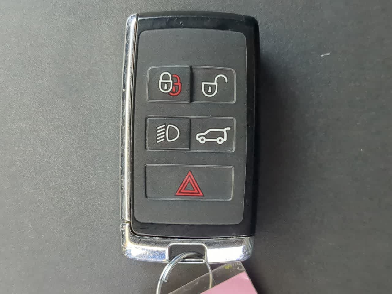 Certified 2024 Land Rover Defender 130 X-Dynamic SE AWD/4WD image 35