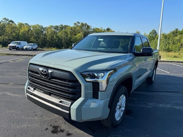 New 2026 Toyota Tundra SR5 w/ SR5 Premium Package AWD/4WD image 7