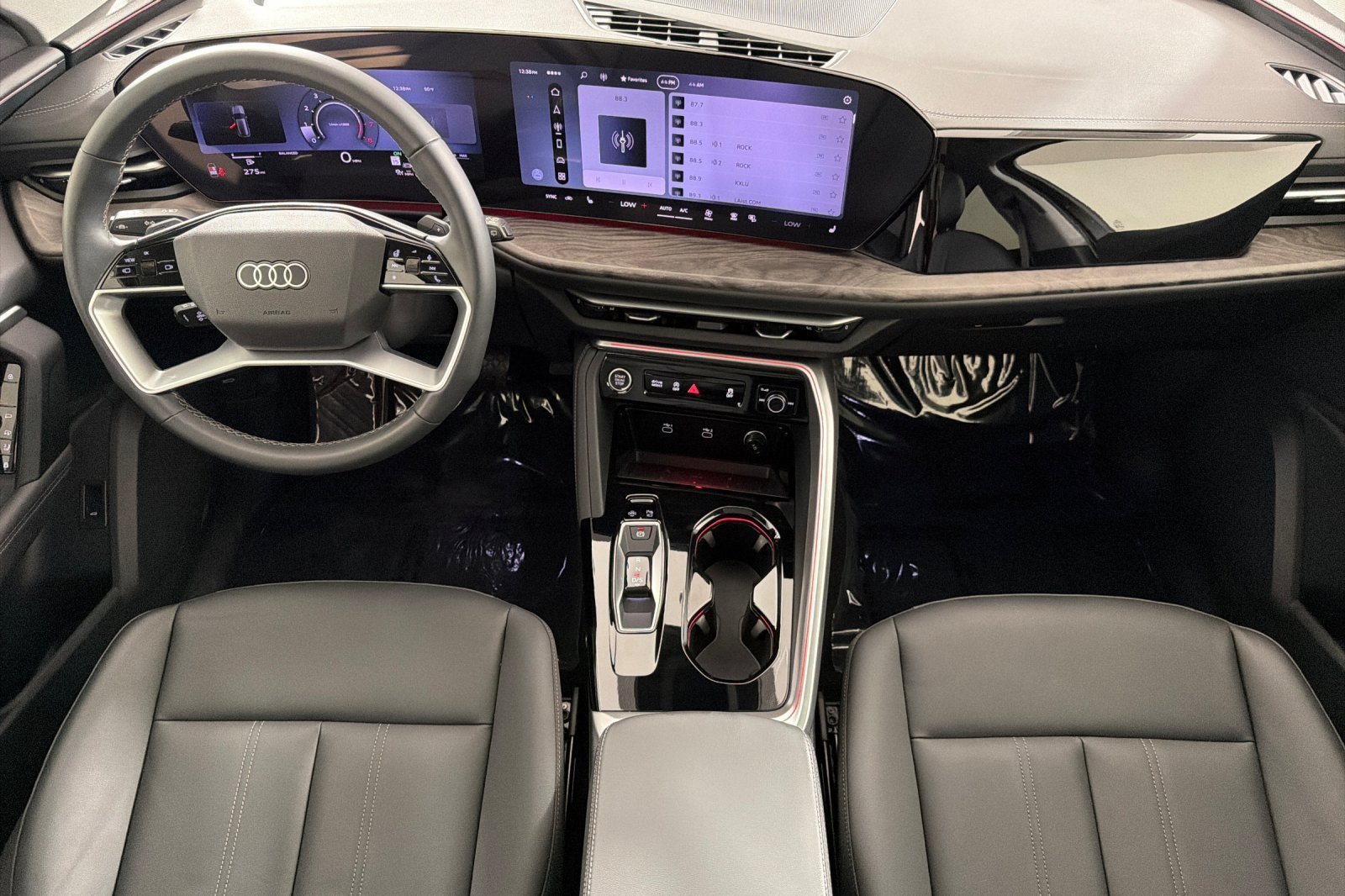 Used 2026 Audi Q5 Premium AWD/4WD image 12