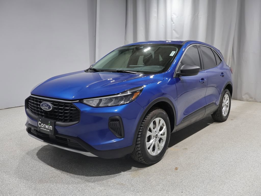 Used 2023 Ford Escape Active w/ Tech Pack #1 AWD/4WD image 5