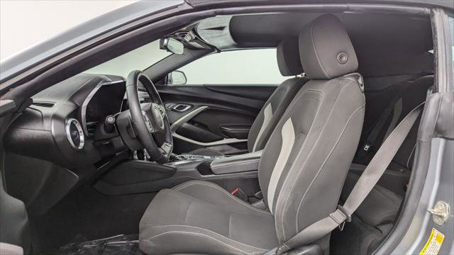 Used 2020 Chevrolet Camaro LT image 14
