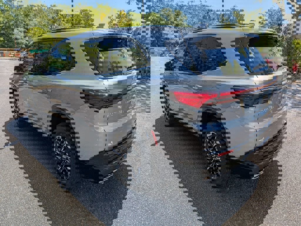 New 2026 Buick Enclave Sport Touring w/ Super Cruise Package image 6