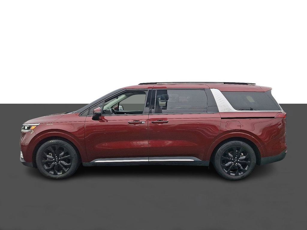 Used 2024 Kia Carnival SX Prestige image 4