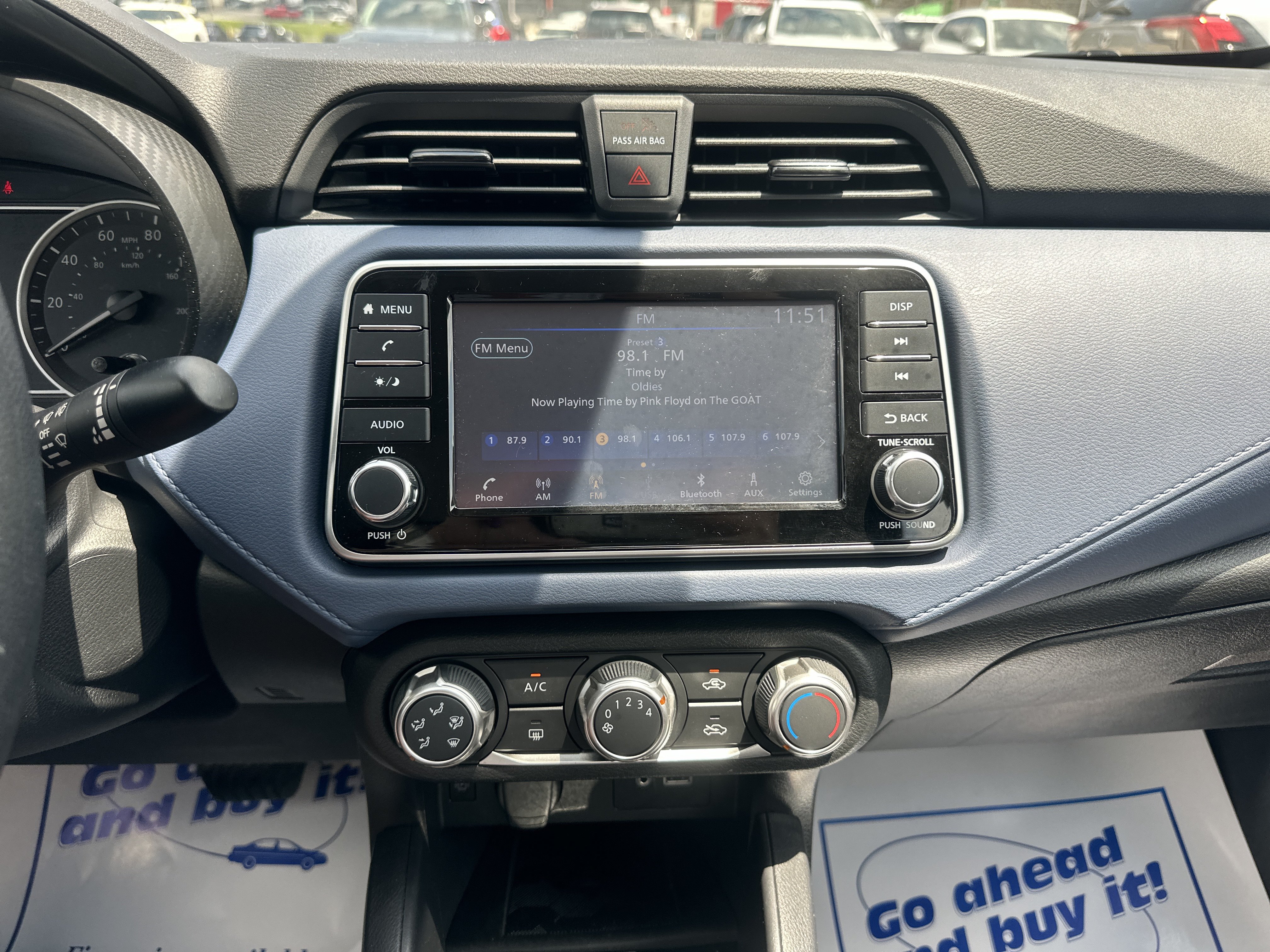 Used 2023 Nissan Versa SV FWD image 13