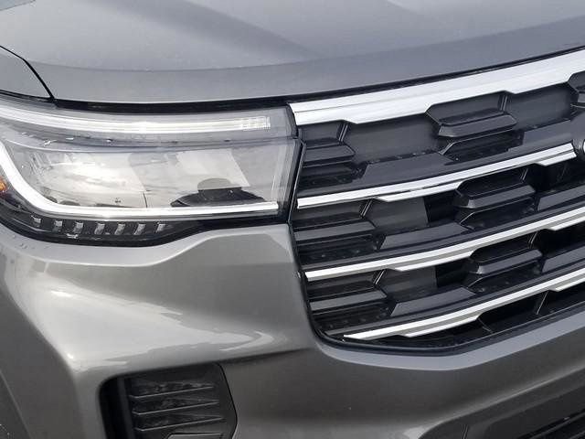 New 2026 Ford Explorer Active image 9