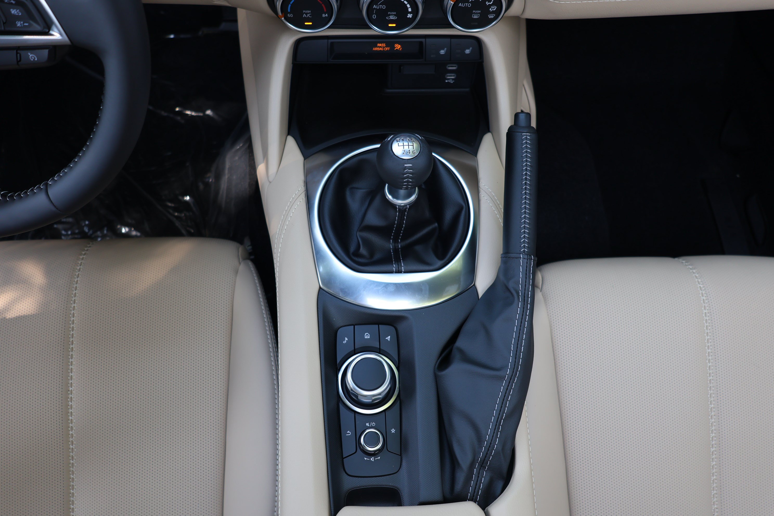New 2026 MAZDA MX-5 Miata Grand Touring RWD image 17
