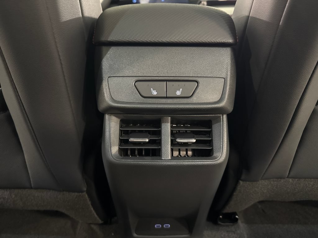 New 2027 Chevrolet Equinox RS w/ Safety and Technology Package AWD/4WD image 43