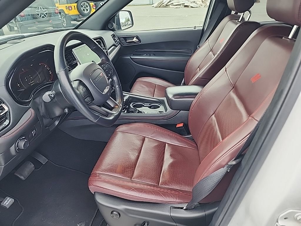 Used 2025 Dodge Durango R/T w/ Blacktop Package image 12