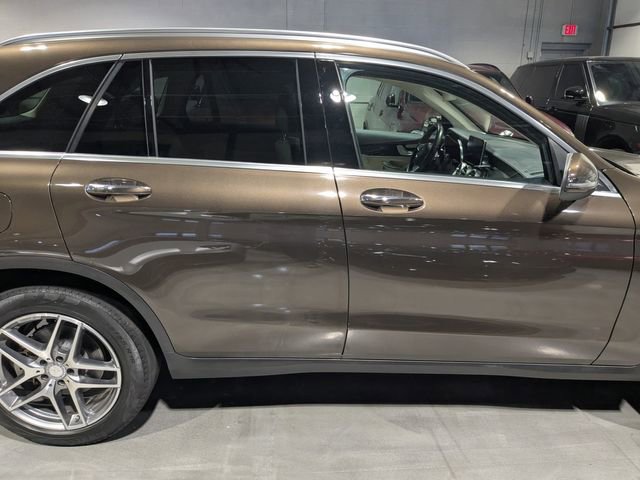 Used 2016 Mercedes-Benz GLC 300 4MATIC image 11