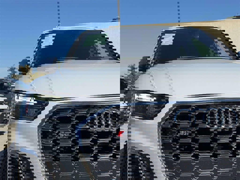 Used 2024 Audi SQ5 Premium image 4