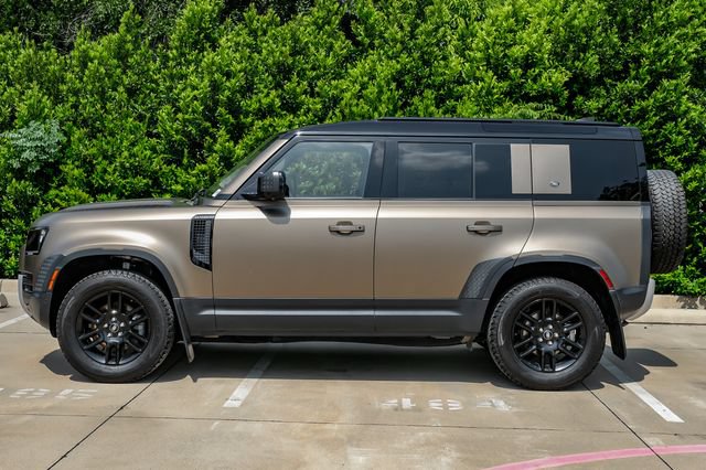 Used 2021 Land Rover Defender 110 S AWD/4WD image 17
