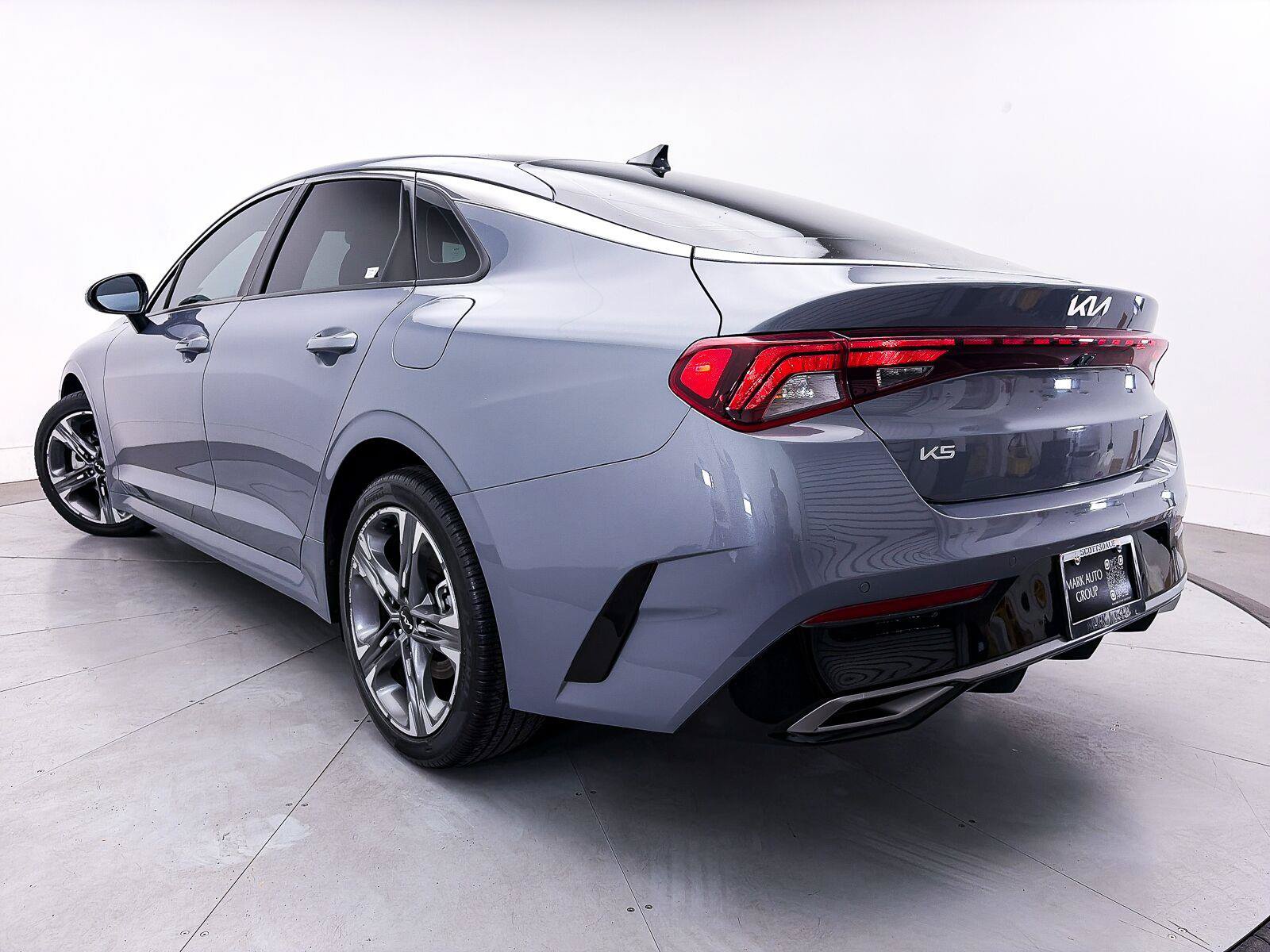 Used 2024 Kia K5 EX FWD image 2