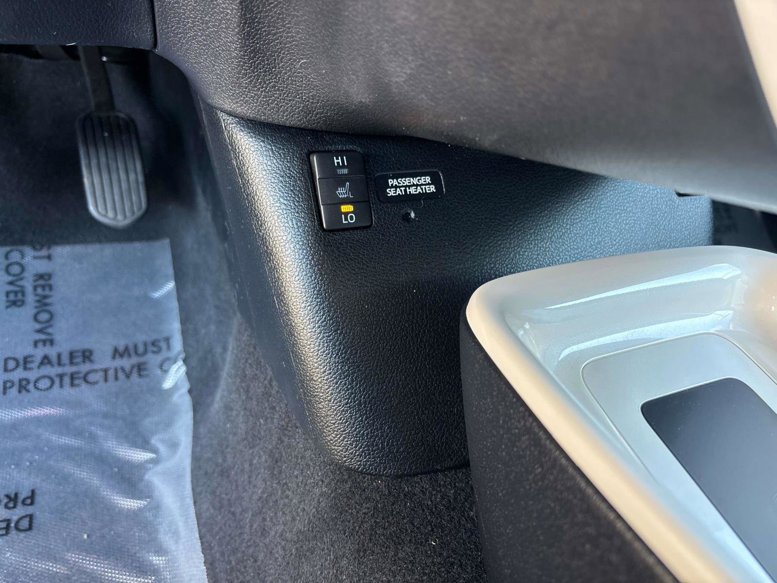 Used 2017 Toyota Prius Prime Premium w/ Carpet Mat Package FWD image 26