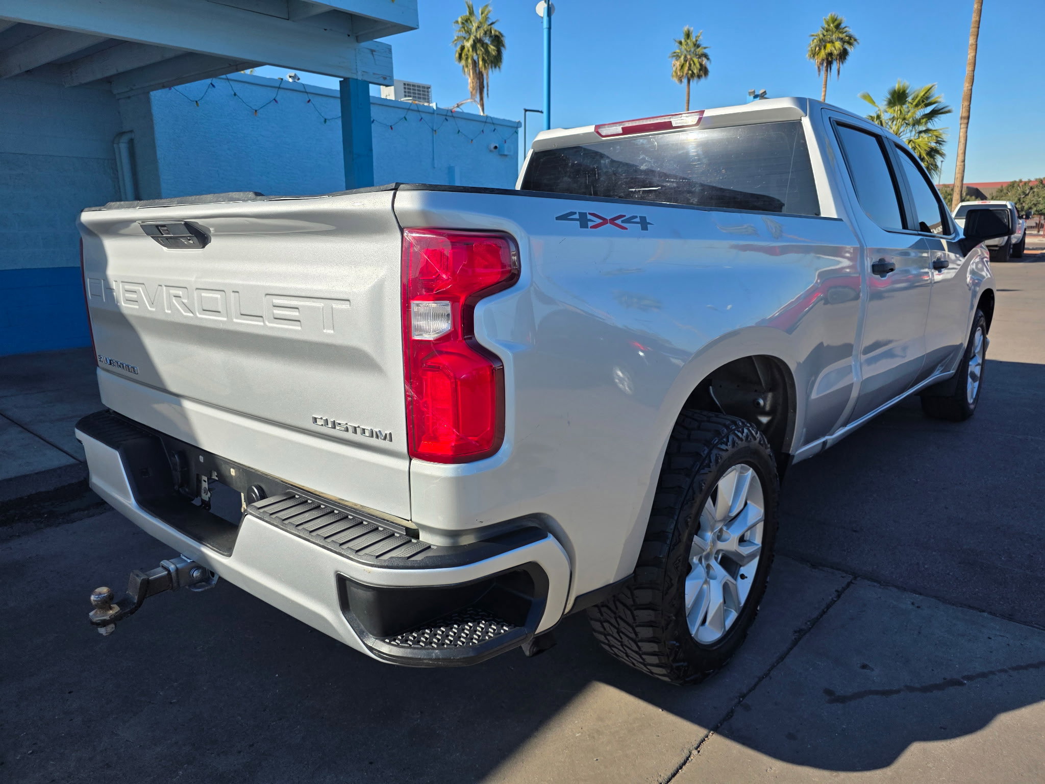 Used 2021 Chevrolet Silverado 1500 Custom image 2