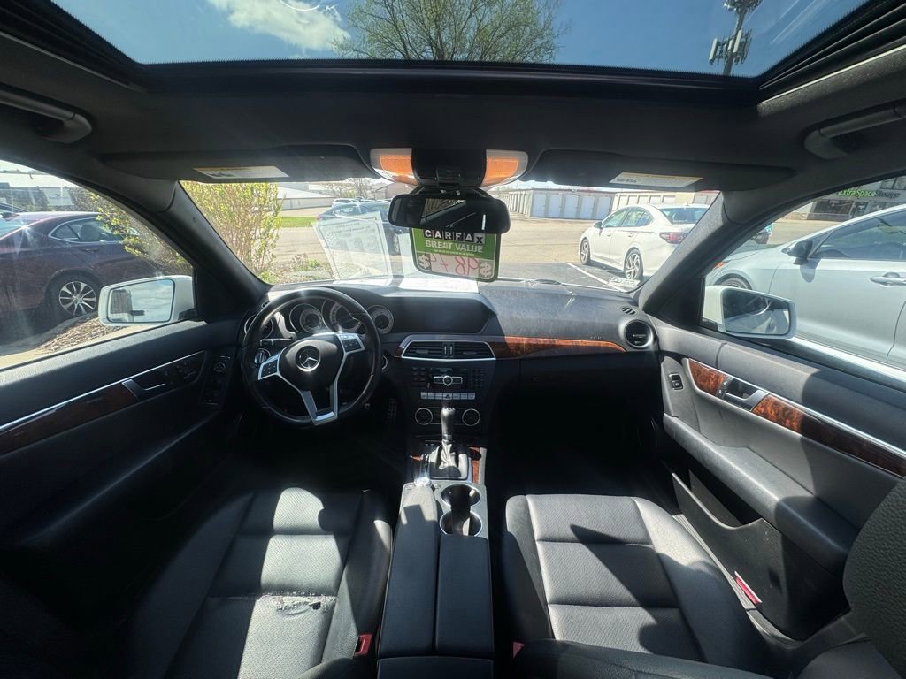 Used 2013 Mercedes-Benz C 300 4MATIC Sedan image 9