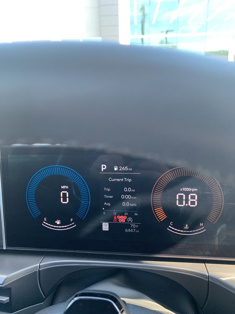 Used 2025 Hyundai Santa Fe SEL FWD image 21