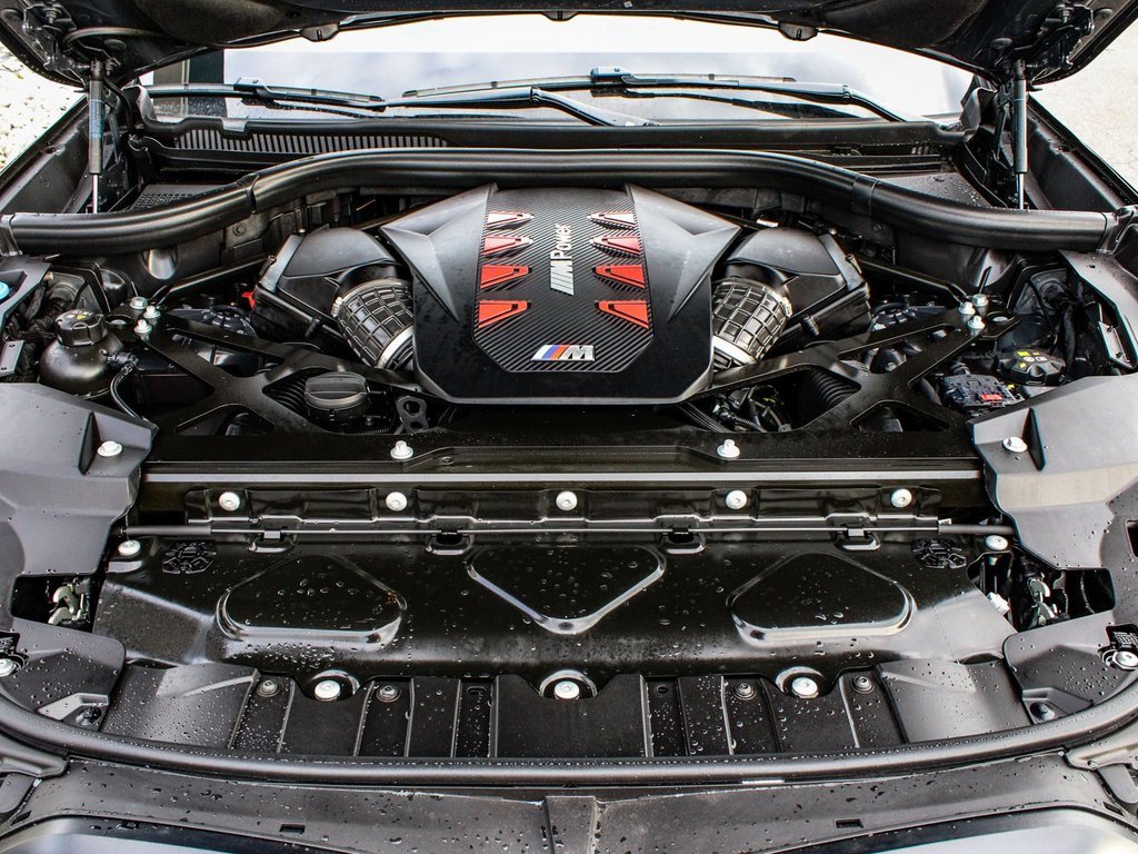 Used 2025 BMW X6 M Competition w/ Executive Package image 50