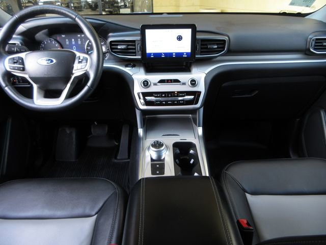 Certified 2023 Ford Explorer XLT w/ Equipment Group 202A image 21