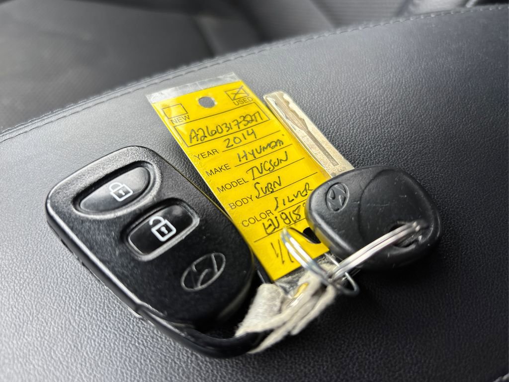 Used 2014 Hyundai Tucson SE image 29