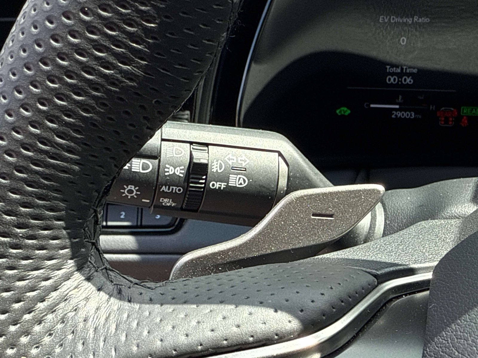 Used 2024 Lexus TX 500h AWD w/ Technology Package image 17