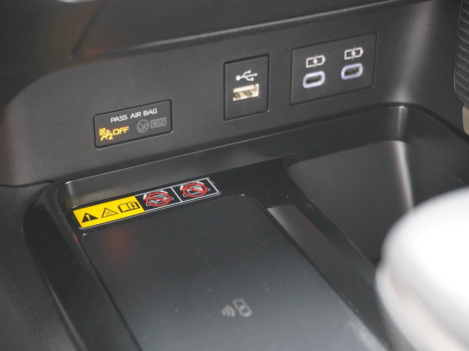 Used 2025 Toyota Camry SE w/ Multimedia Upgrade Package FWD image 42