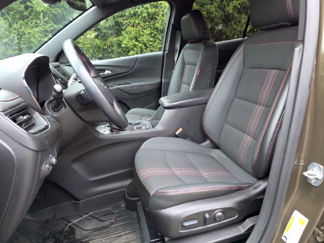 Used 2023 Chevrolet Equinox RS w/ LPO, Floor Liner Package AWD/4WD image 8