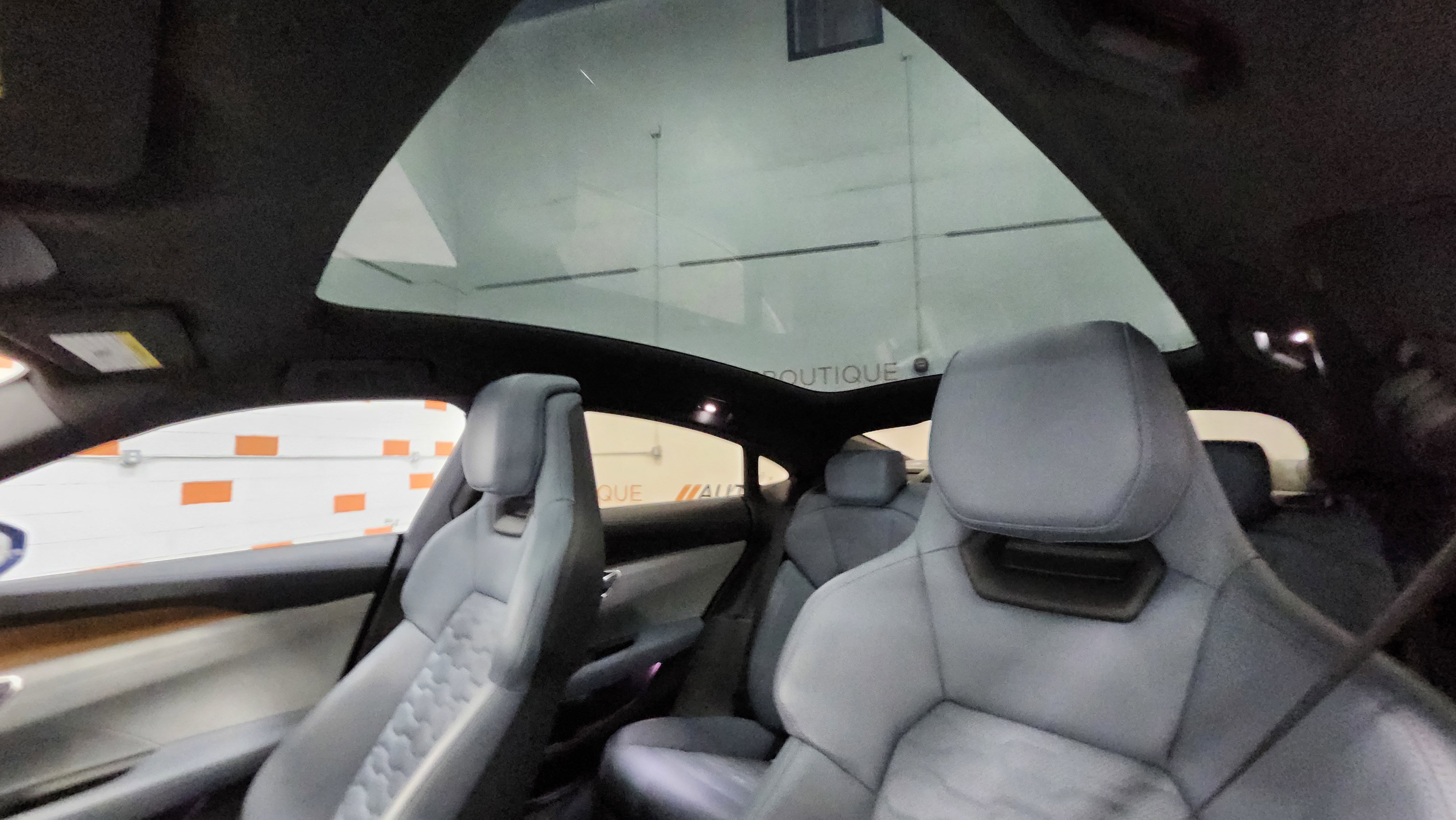 Used 2024 Audi e-tron GT Premium Plus image 2