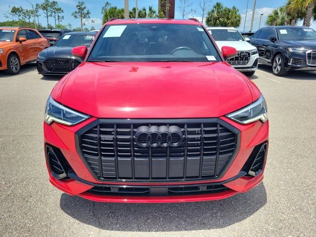 Certified 2025 Audi Q3 2.0T Premium w/ Convenience Package AWD/4WD image 3