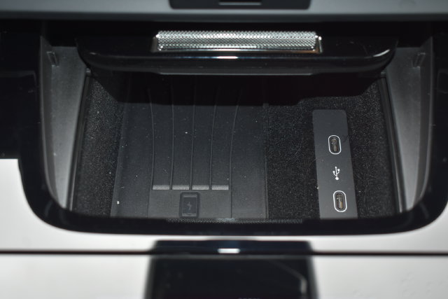 Used 2026 Porsche Cayenne AWD/4WD image 38