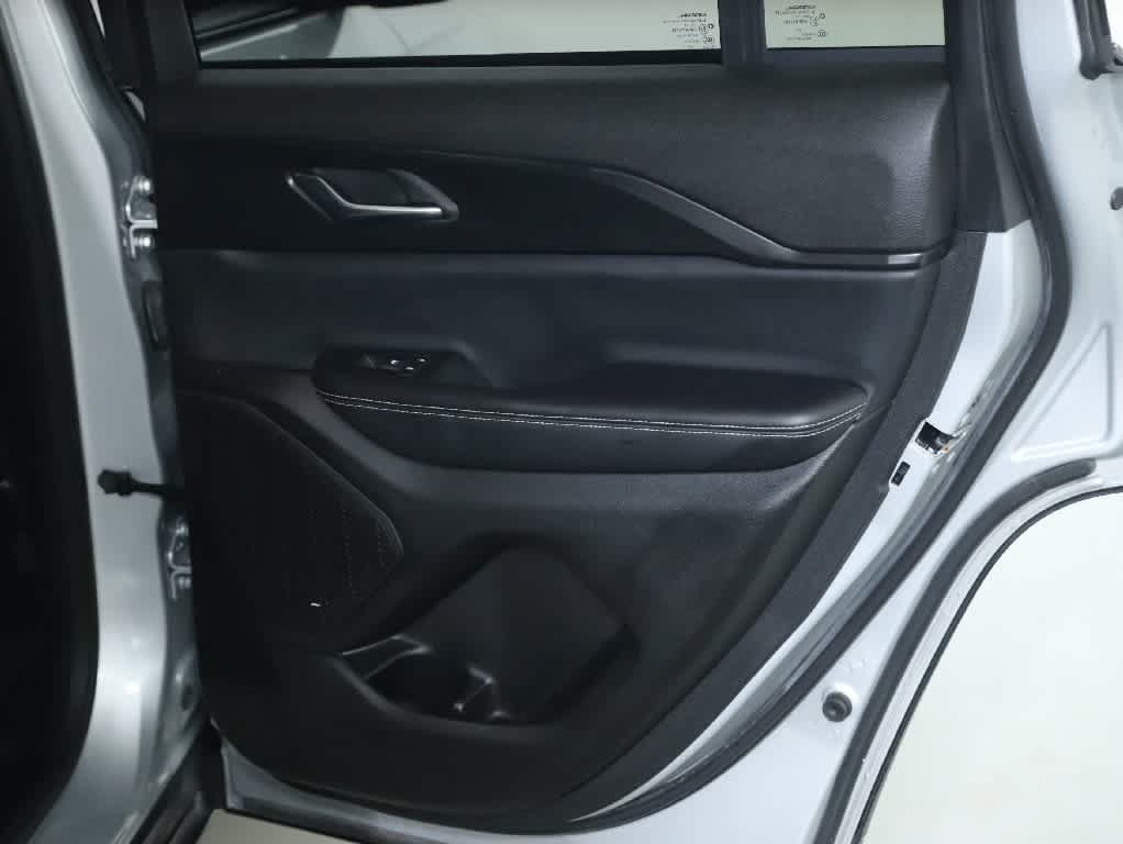 Certified 2024 Jeep Grand Cherokee Altitude AWD/4WD image 30