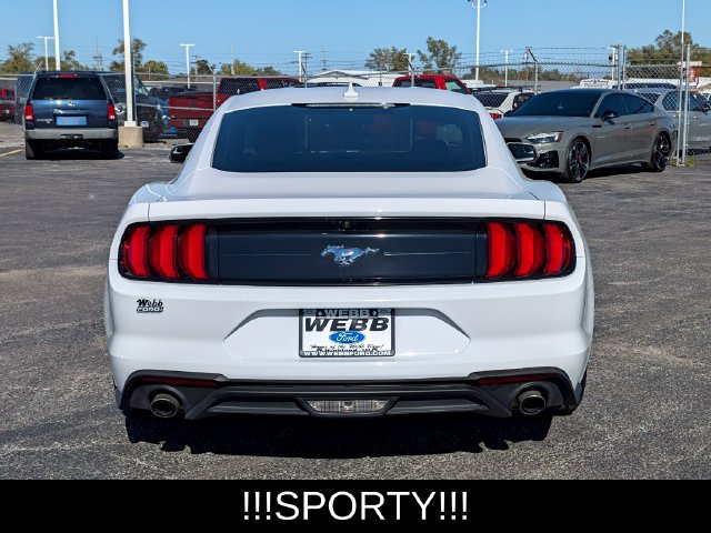 Used 2020 Ford Mustang Coupe RWD image 7