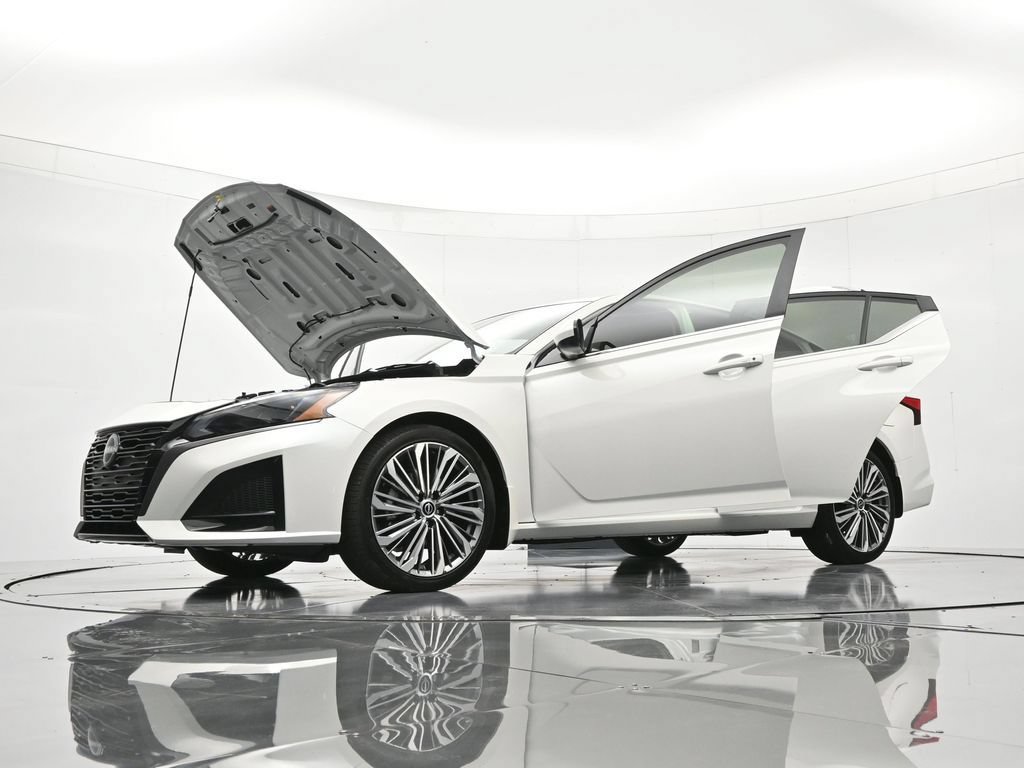 New 2026 Nissan Altima 2.5 SV w/ SV Premium Package FWD image 47
