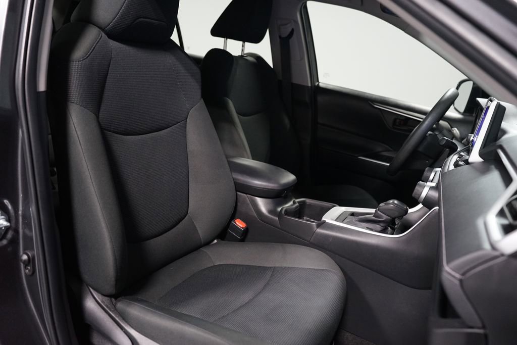 Used 2024 Toyota RAV4 LE image 26
