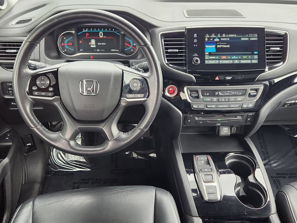 Used 2019 Honda Pilot Touring image 3
