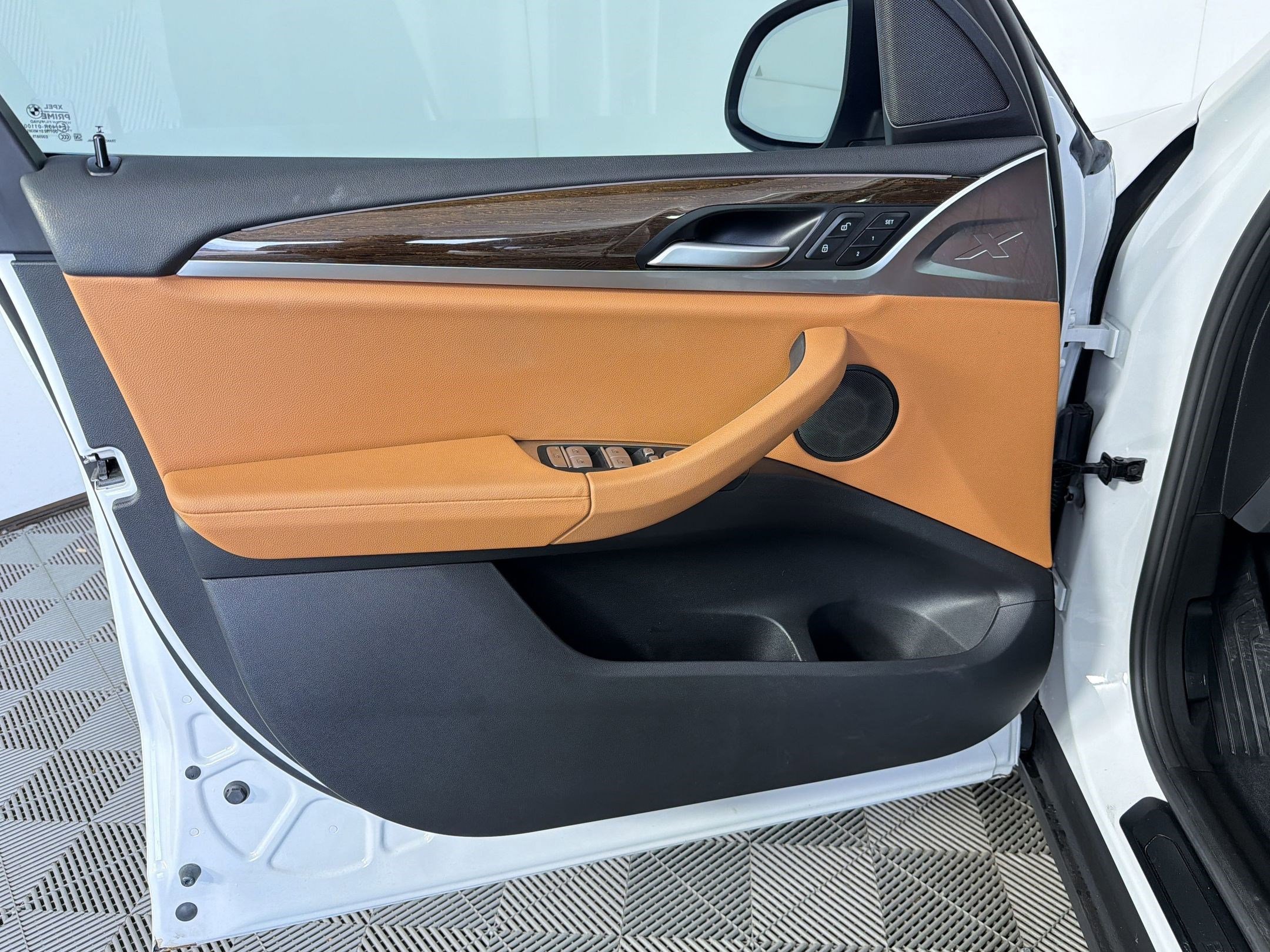 Certified 2024 BMW X3 xDrive30i w/ Convenience Package w/ZPA image 12