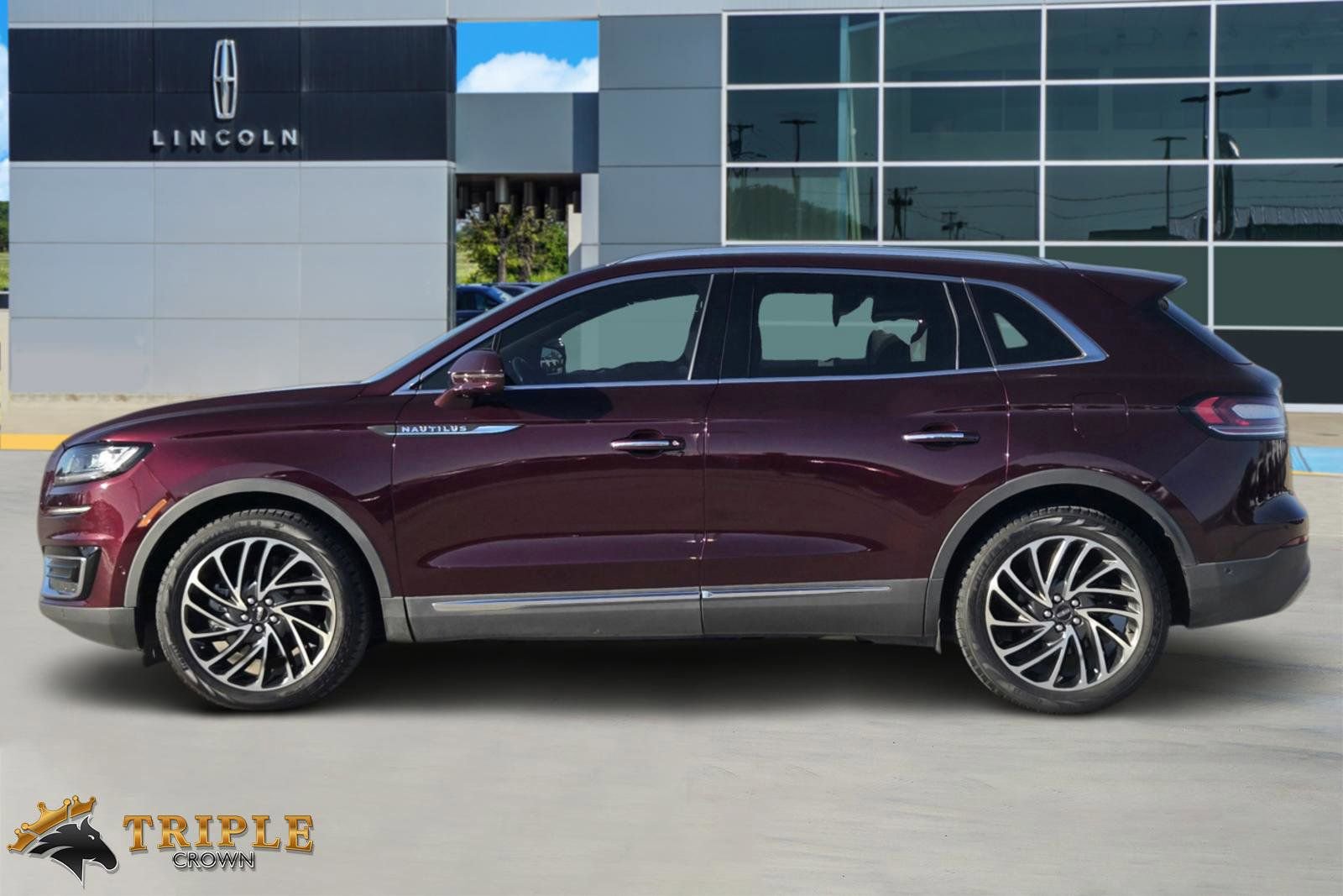 Used 2019 Lincoln Nautilus Reserve image 3