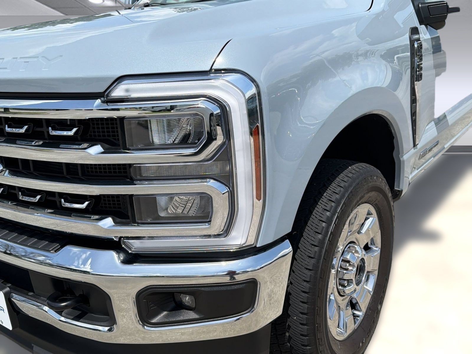 Used 2026 Ford F350 Lariat w/ Chrome Package AWD/4WD image 12