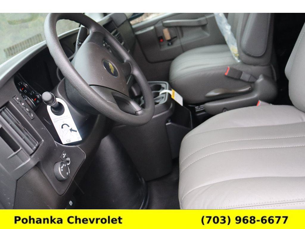 New 2026 Chevrolet Express 3500 RWD image 17