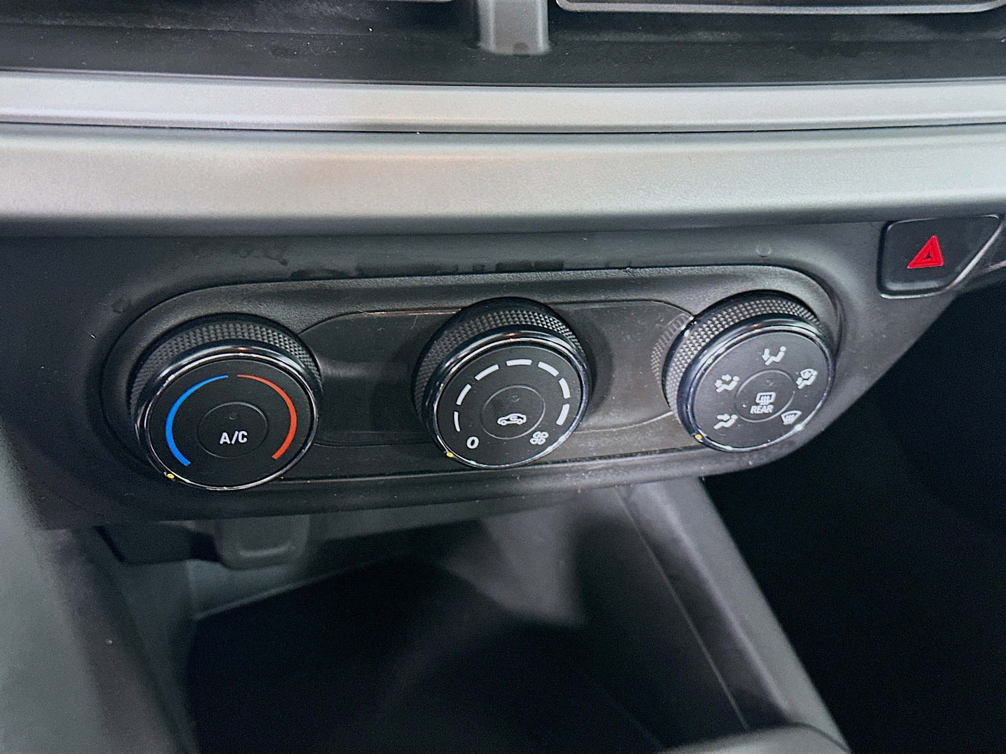 Used 2024 Chevrolet Trax LS FWD image 22