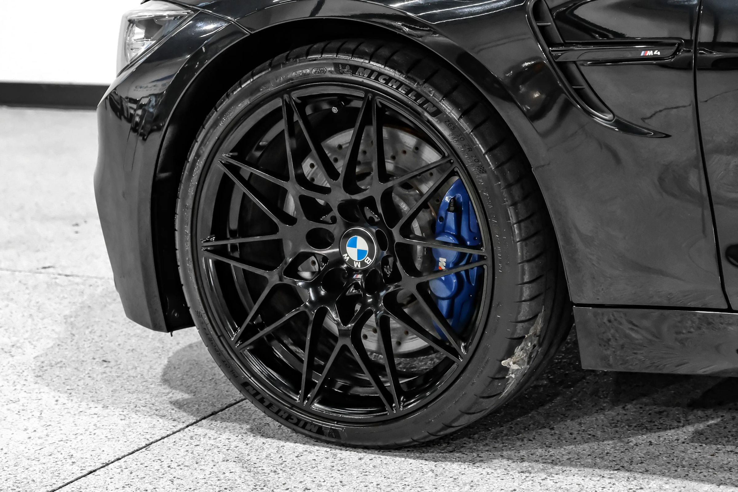 Used 2019 BMW M4 Coupe w/ Competition Package RWD image 48