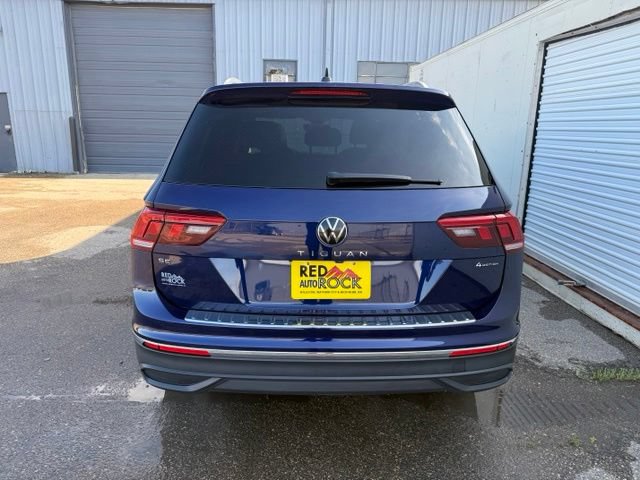 Used 2024 Volkswagen Tiguan SE w/ Panoramic Sunroof Package AWD/4WD image 6