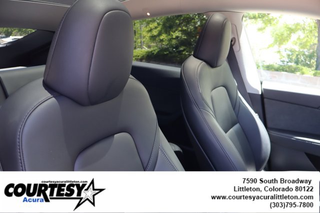 Used 2024 Tesla Model Y Long Range AWD/4WD image 31
