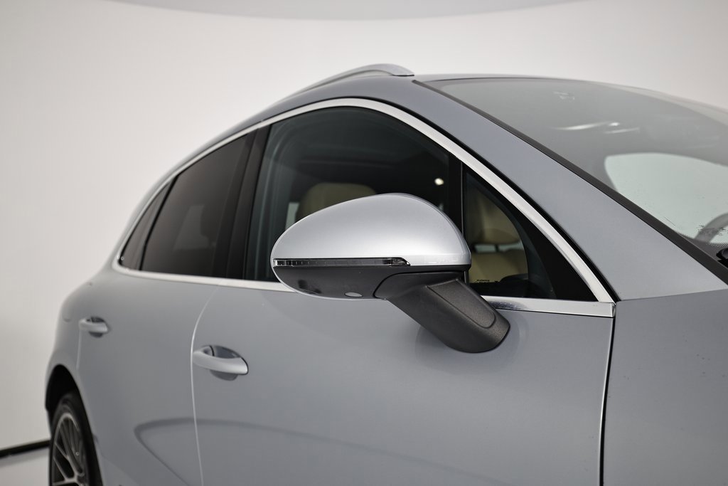 Certified 2020 Porsche Macan S image 14