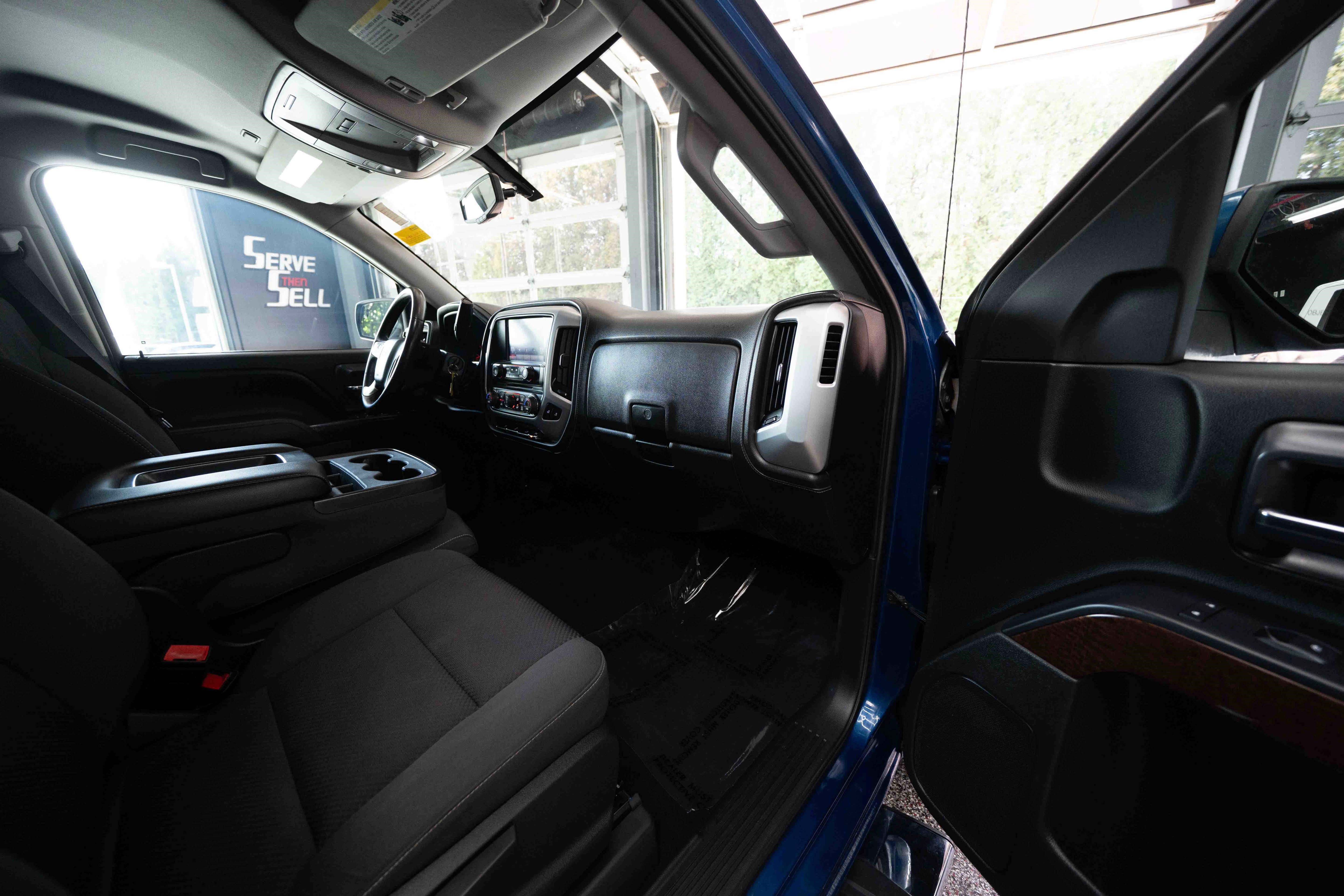 Used 2015 GMC Sierra 1500 SLE w/ SLE Value Package AWD/4WD image 25