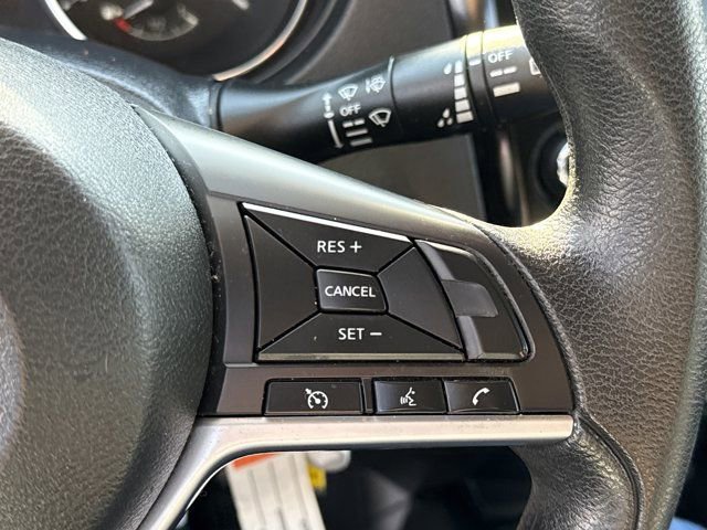 Used 2018 Nissan Rogue S image 20