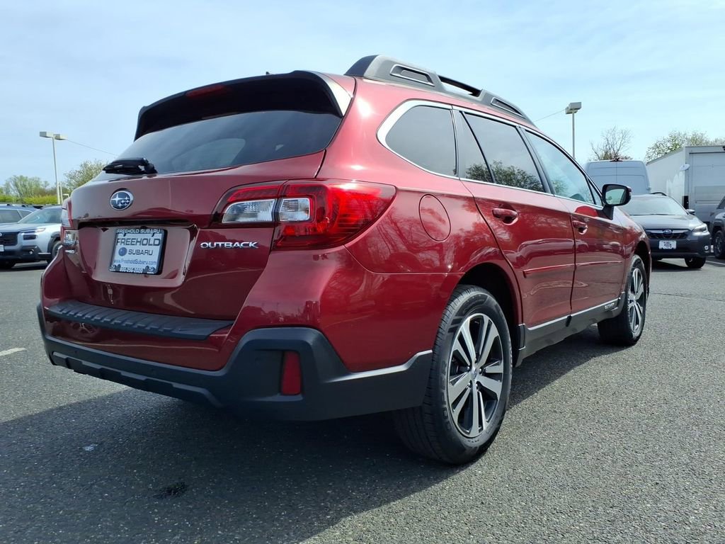 Used 2019 Subaru Outback 2.5i Limited AWD/4WD image 18