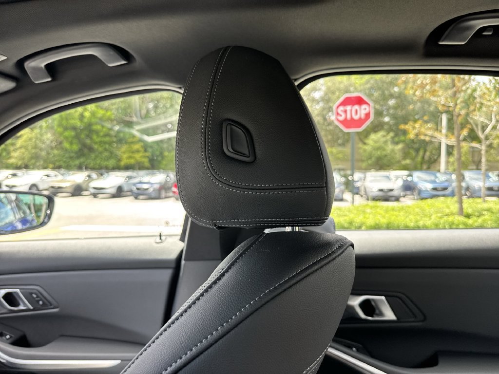 Used 2026 BMW 330i Sedan RWD image 16