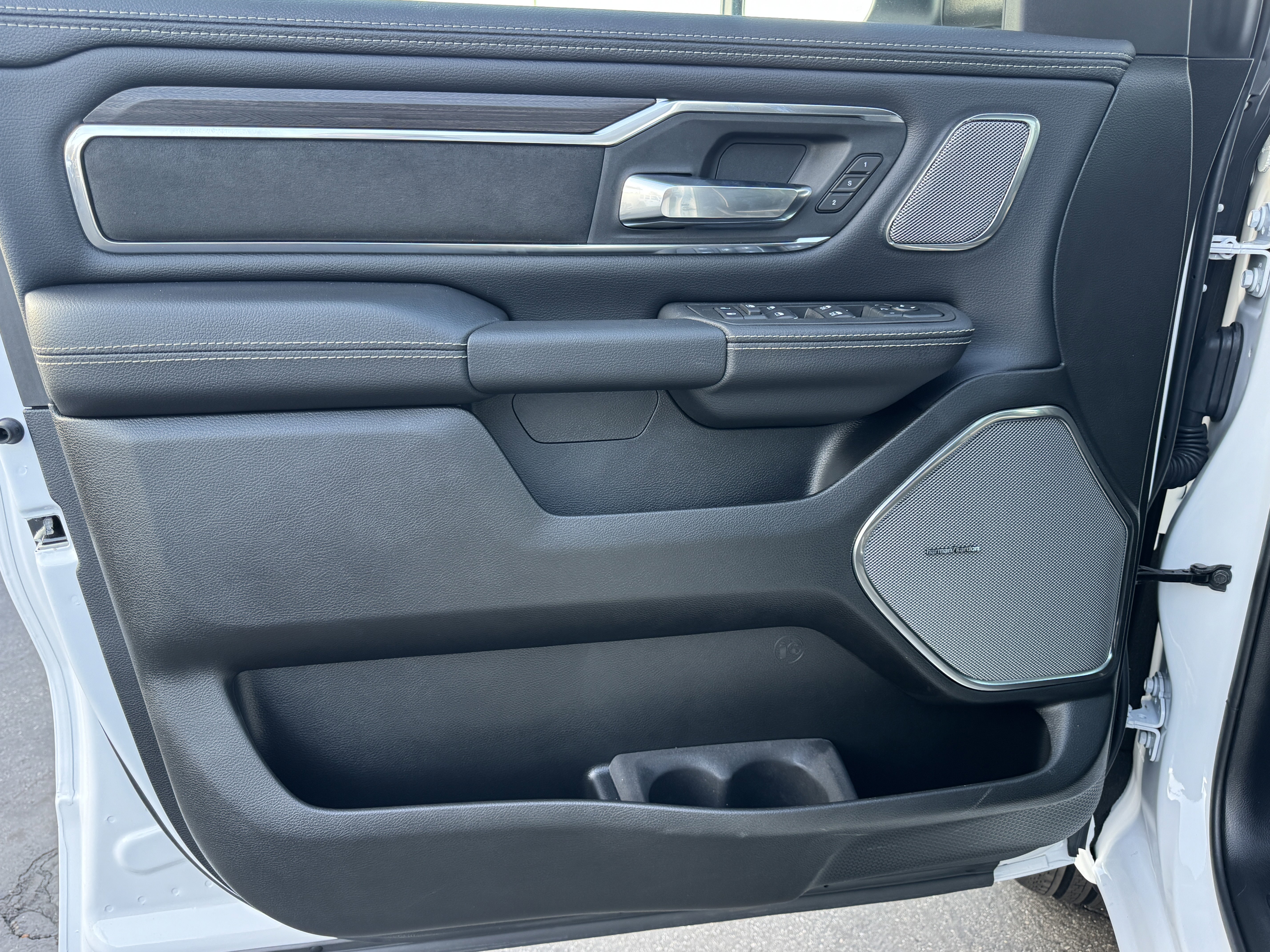 New 2026 RAM 1500 Laramie w/ Night Edition image 16